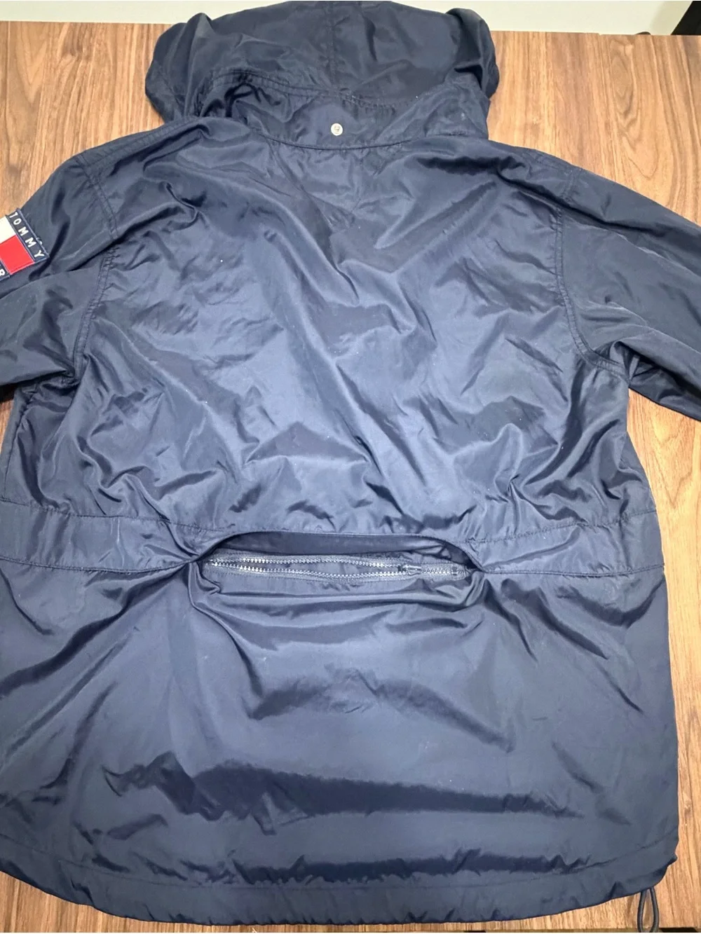 Vintage Tommy Hilfiger Men's Navy Hooded Windbreaker Jacket